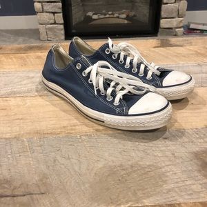 Size 10 men’s converse all star low navy blue